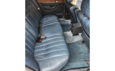 Bmw-7-series-1981-WHITE-BLUE-89