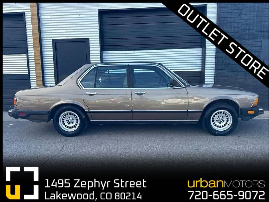 Bmw-733i-1983-10