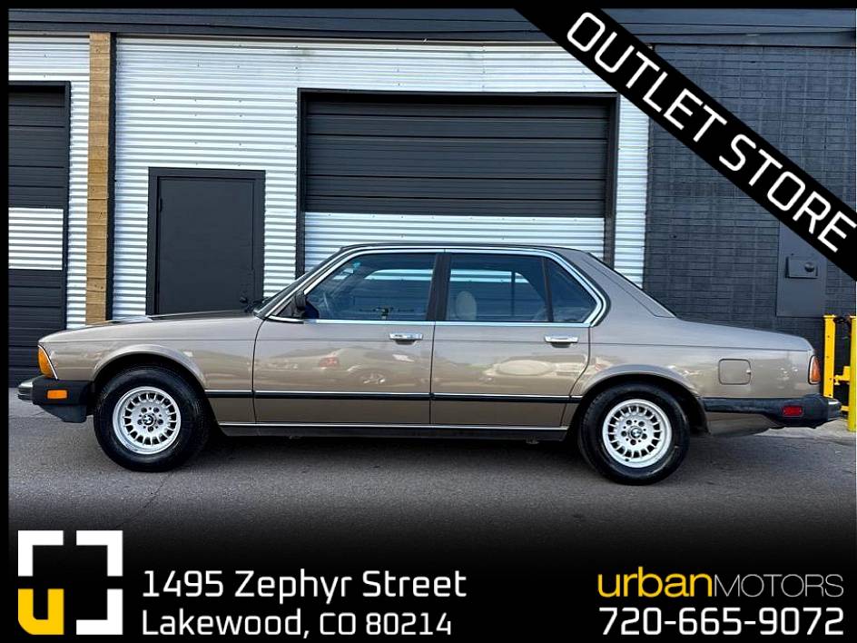 Bmw-733i-1983-6