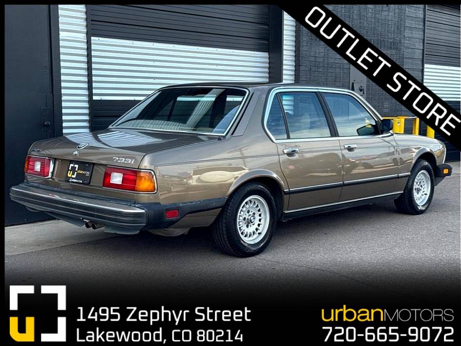 Bmw-733i-1983-9