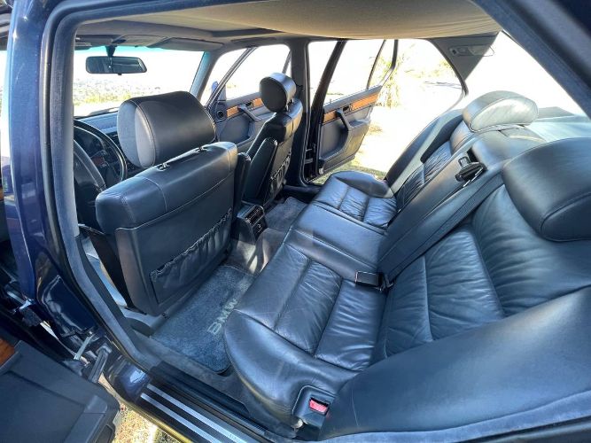 Bmw-735i-1988-Royalblau-metallic-Navy-Blue-Leather-2