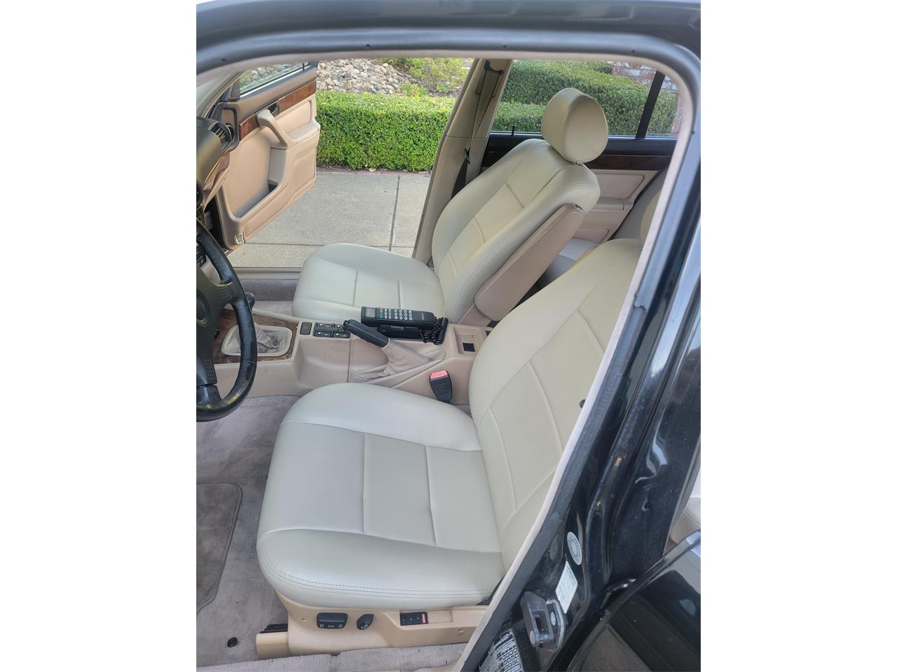 Bmw-735i-1990-Black-Beigebone-2