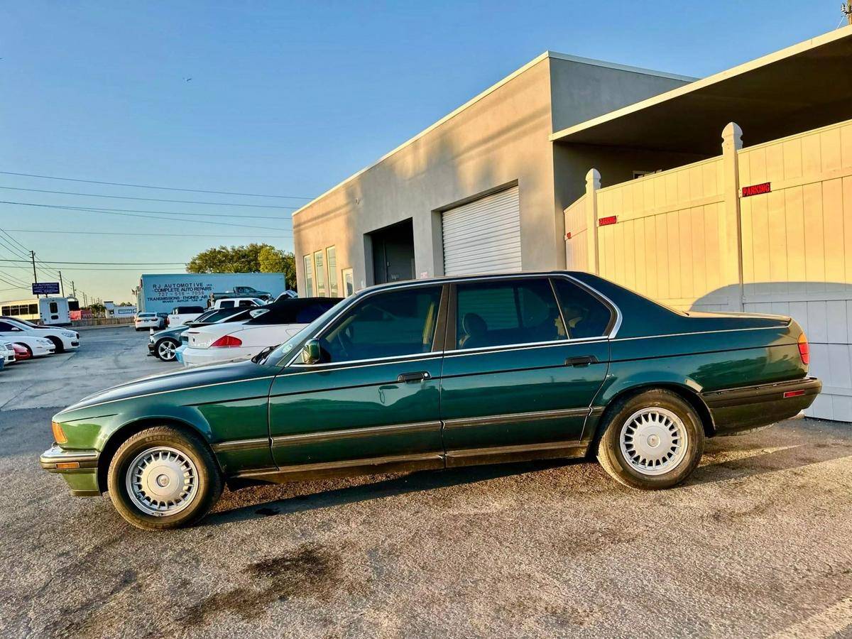 Bmw-735il-1991-green-1