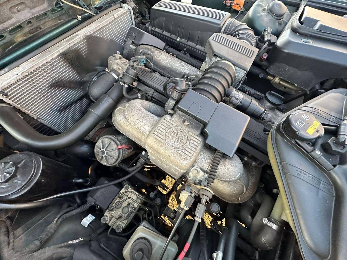 Bmw-735il-1991-green-5