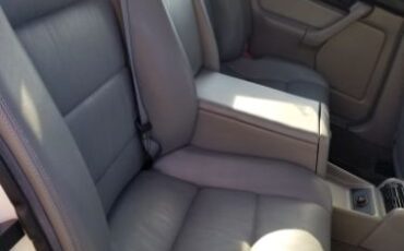 Bmw-M5-1991-Alpine-White-Gray-Leather-31