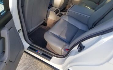 Bmw-M5-1991-Alpine-White-Gray-Leather-33