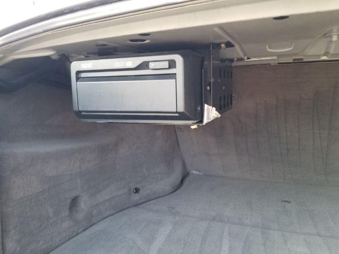 Bmw-M5-1991-Alpine-White-Gray-Leather-4