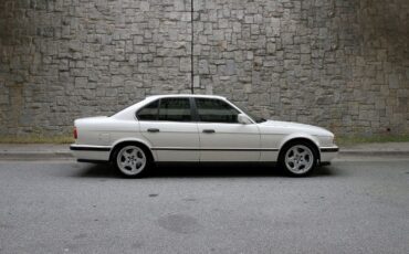 Bmw-M5-1991-Alpine-White-Gray-Leather-7