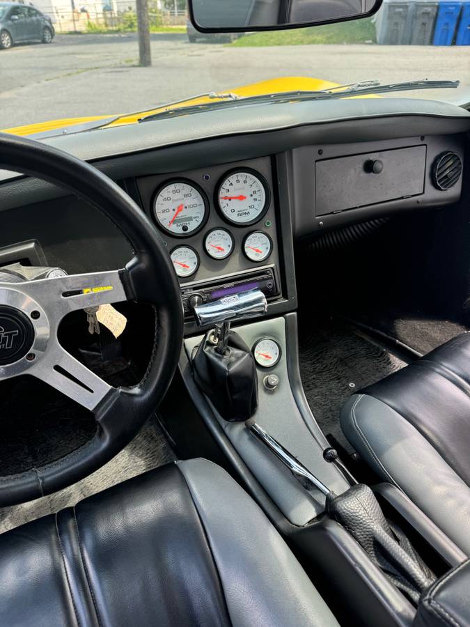 Bradley-gt-ii-1978-yellow-10