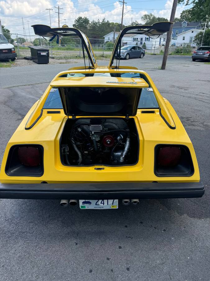 Bradley-gt-ii-1978-yellow-14