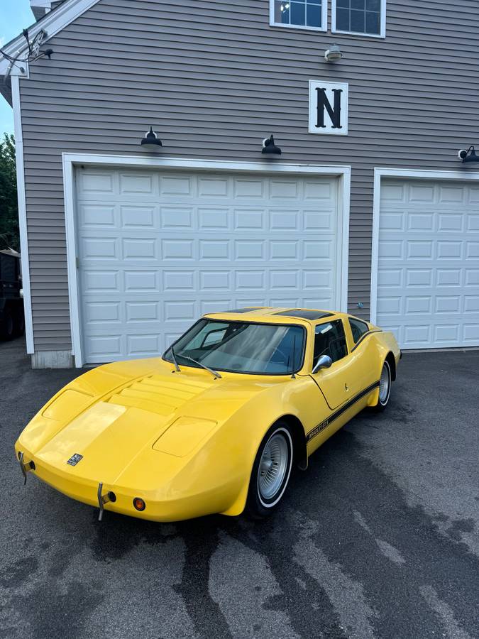 Bradley-gt-ii-1978-yellow-2