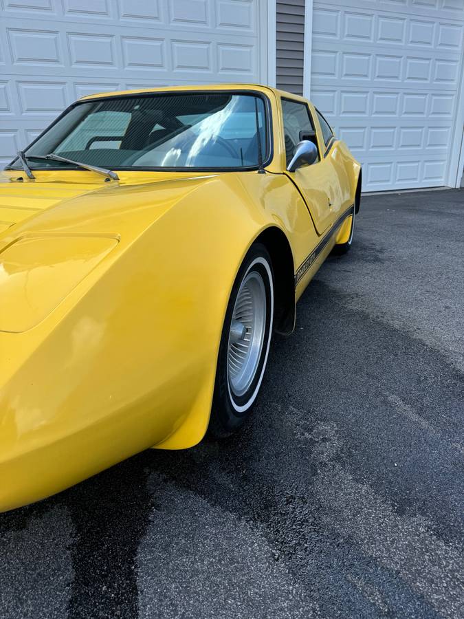 Bradley-gt-ii-1978-yellow-9