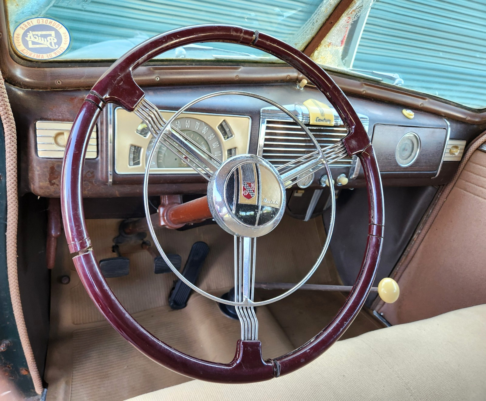 Buick-60-SERIES-CENTURY-1938-Sedan-1