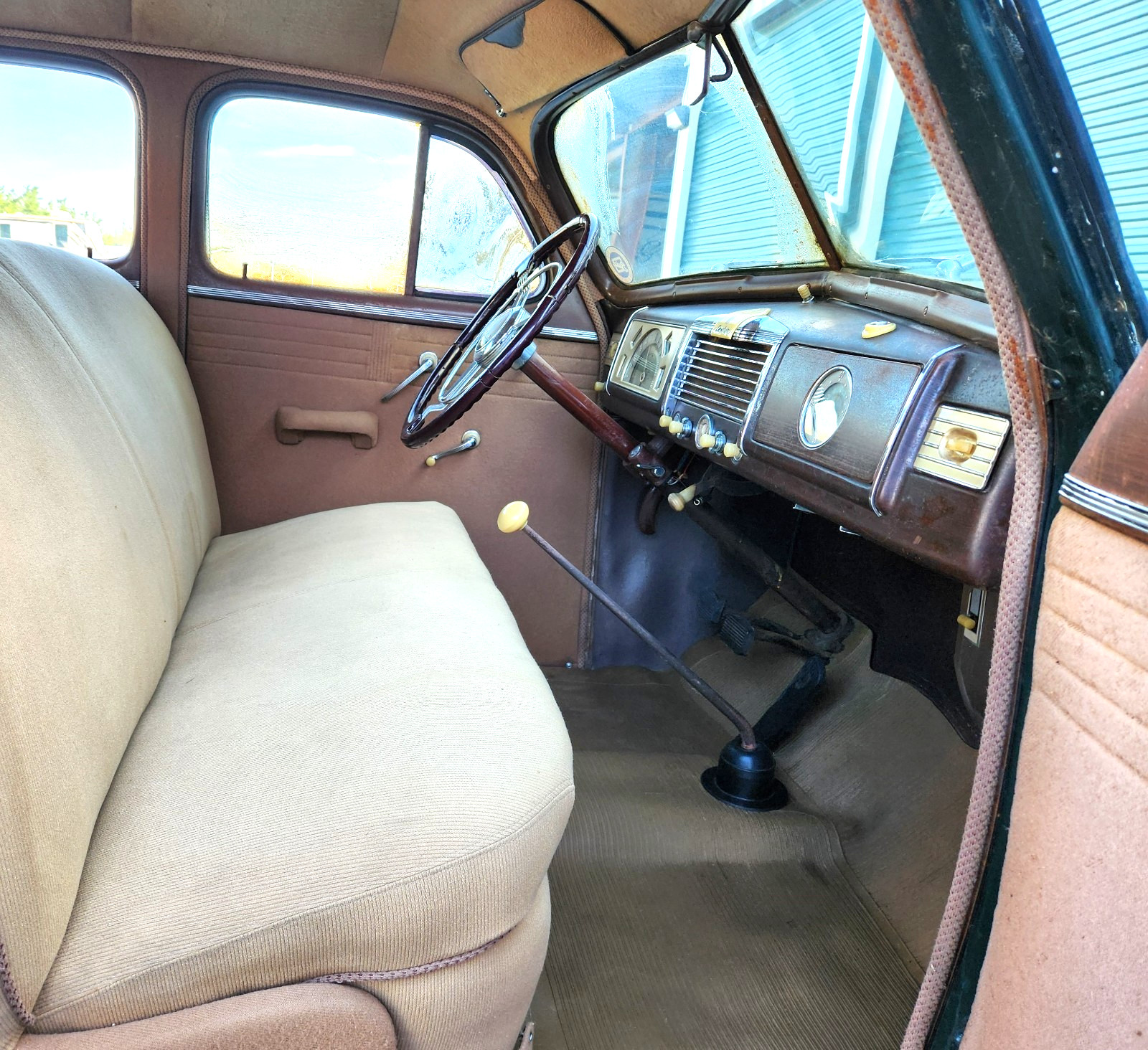 Buick-60-SERIES-CENTURY-1938-Sedan-6