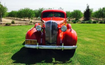Buick-Century-1936-Red-Gray-2