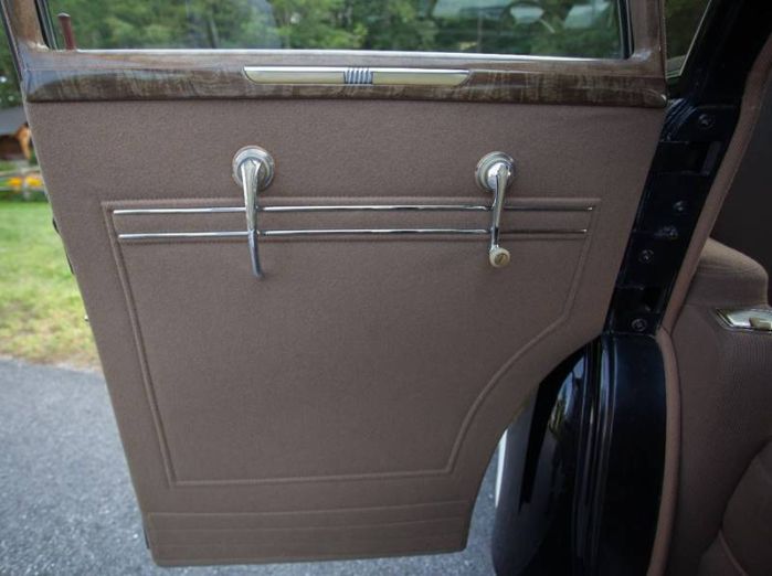 Buick-Century-1940-38