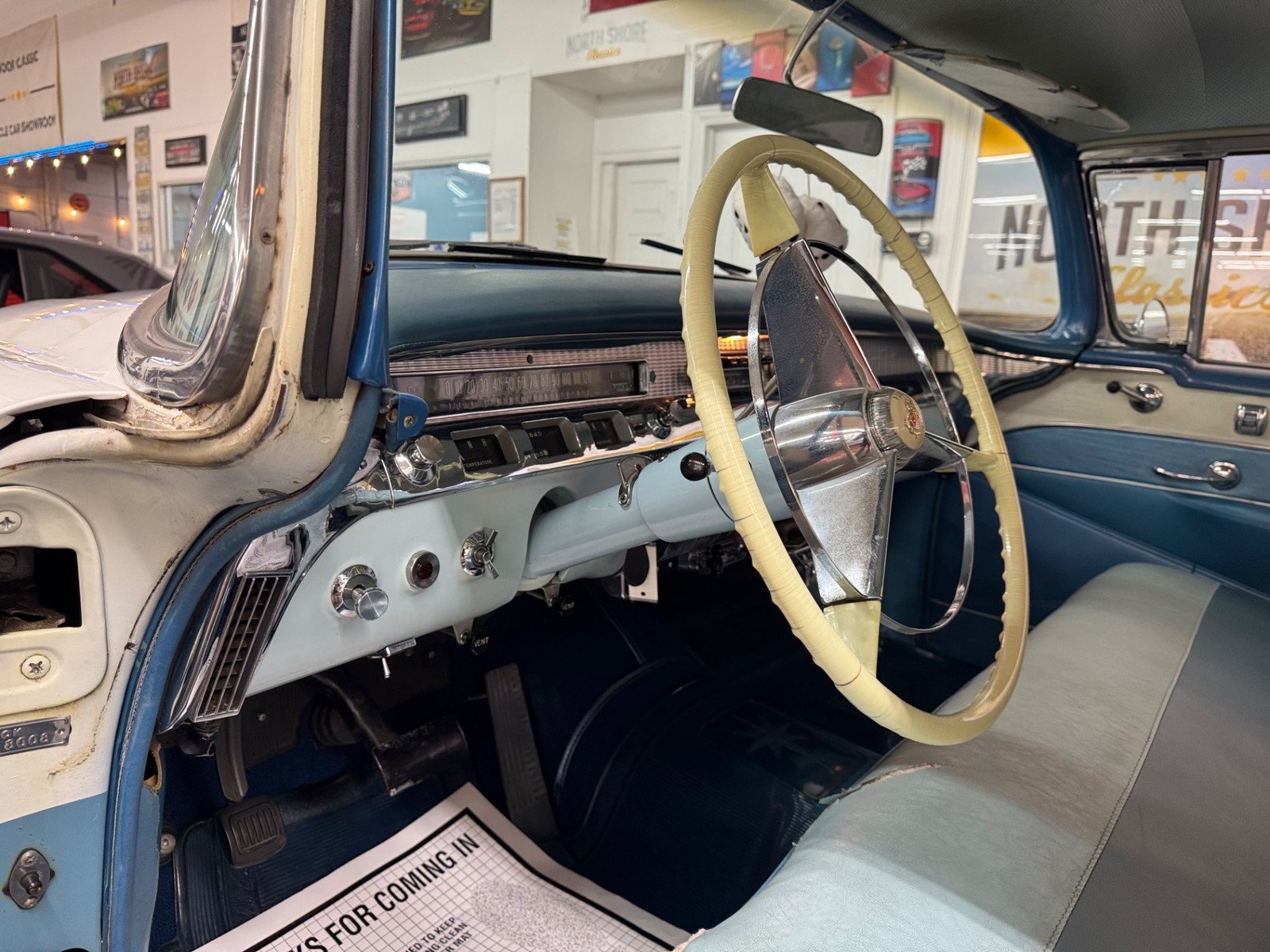 Buick-Century-1956-33