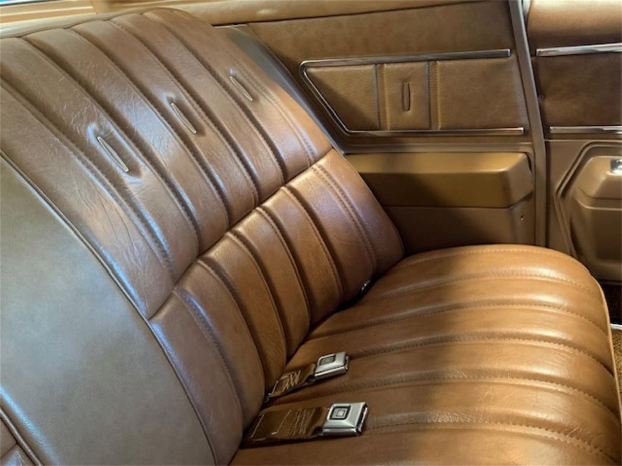 Buick-Century-1973-Harvest-Gold-Saddle-57