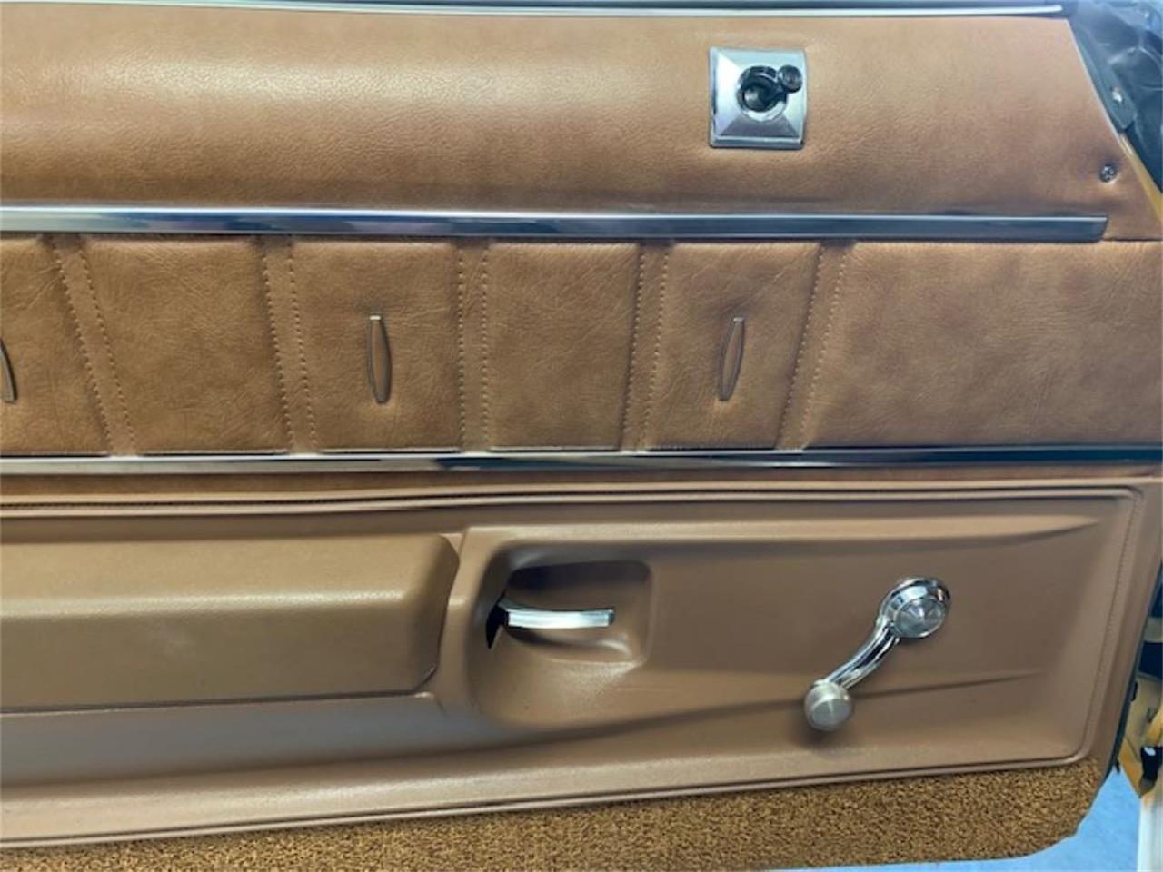 Buick-Century-1973-Harvest-Gold-Saddle-62