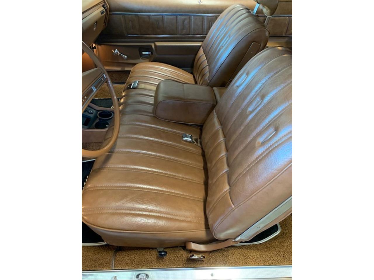 Buick-Century-1973-Harvest-Gold-Saddle-63