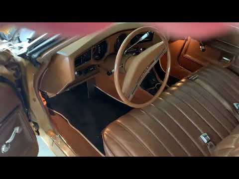 Buick-Century-1973-Harvest-Gold-Saddle