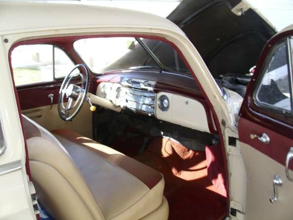 Buick-Coupe-1952-3