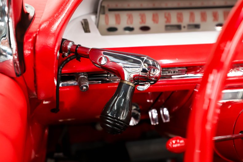Buick-Electra-1961-Arctic-White-Red-Leather-22