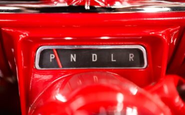 Buick-Electra-1961-Arctic-White-Red-Leather-24