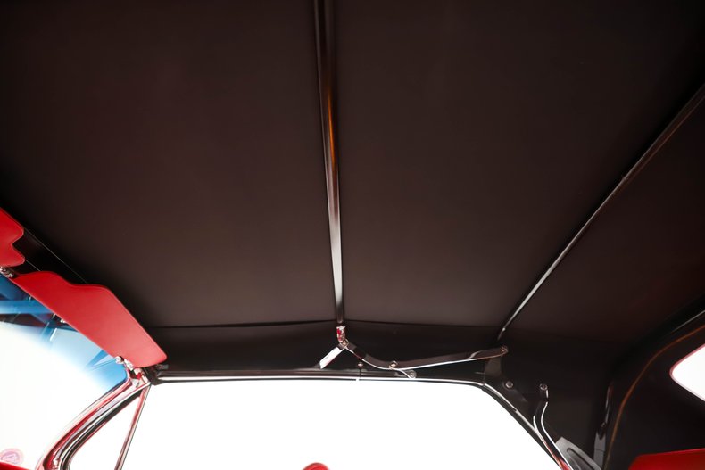 Buick-Electra-1961-Arctic-White-Red-Leather-35