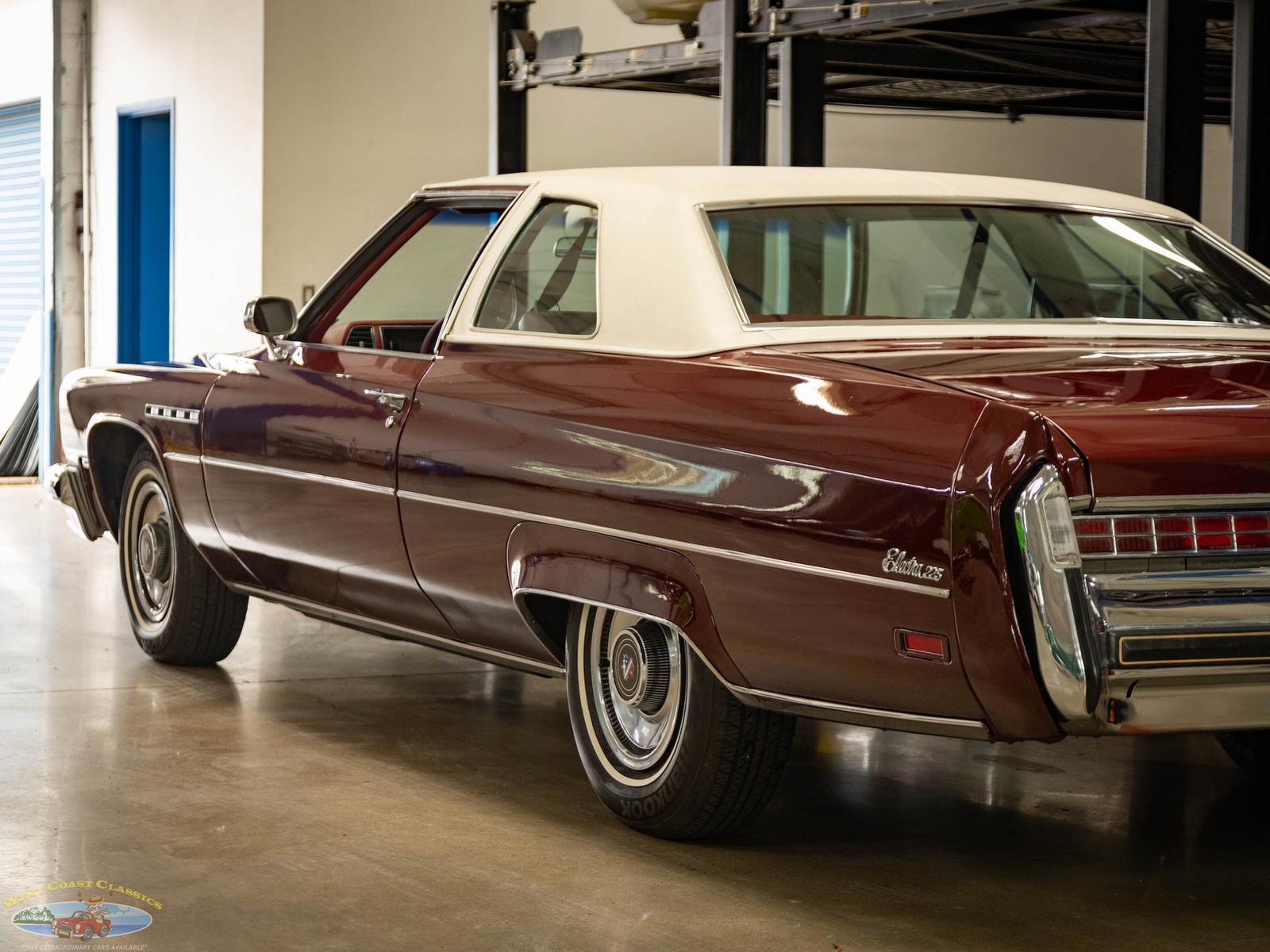 Buick-Electra-1975-2-Door-Hardtop-23