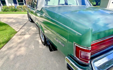 Buick-Electra-1978-Sedan-14