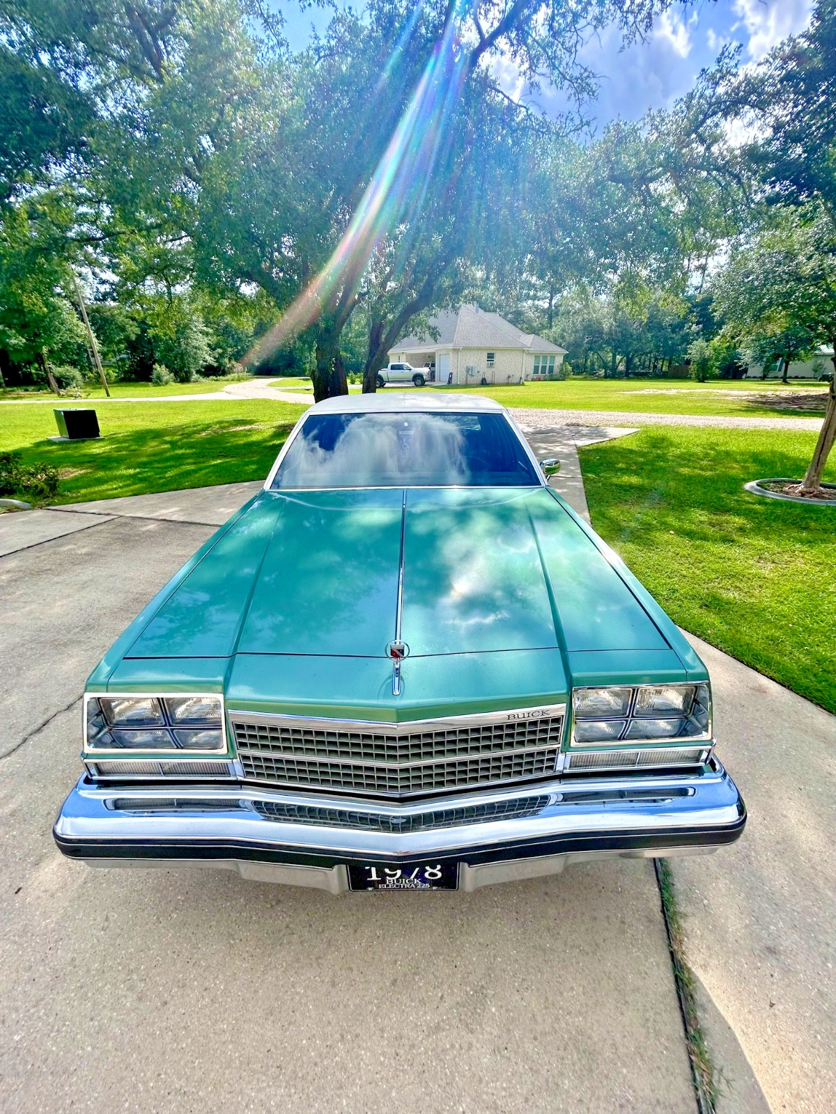 Buick-Electra-1978-Sedan-3