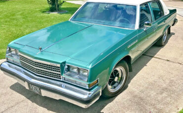 Buick-Electra-1978-Sedan