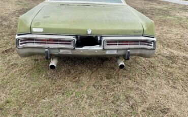 Buick-Electra-225-1973-Green-White-w-Brown-1