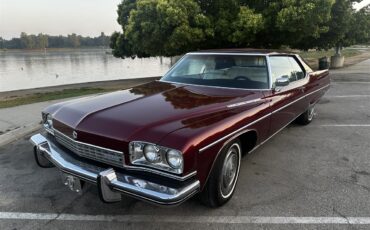 Buick-Electra-225-1973-Red-White-2