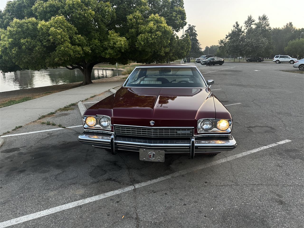 Buick-Electra-225-1973-Red-White-7
