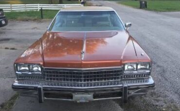 Buick-Electra-225-1975-Orange-17