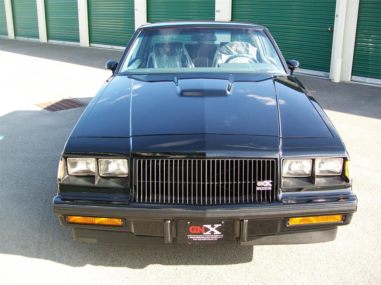 Buick-Gnx-1987-Black-Gray-12