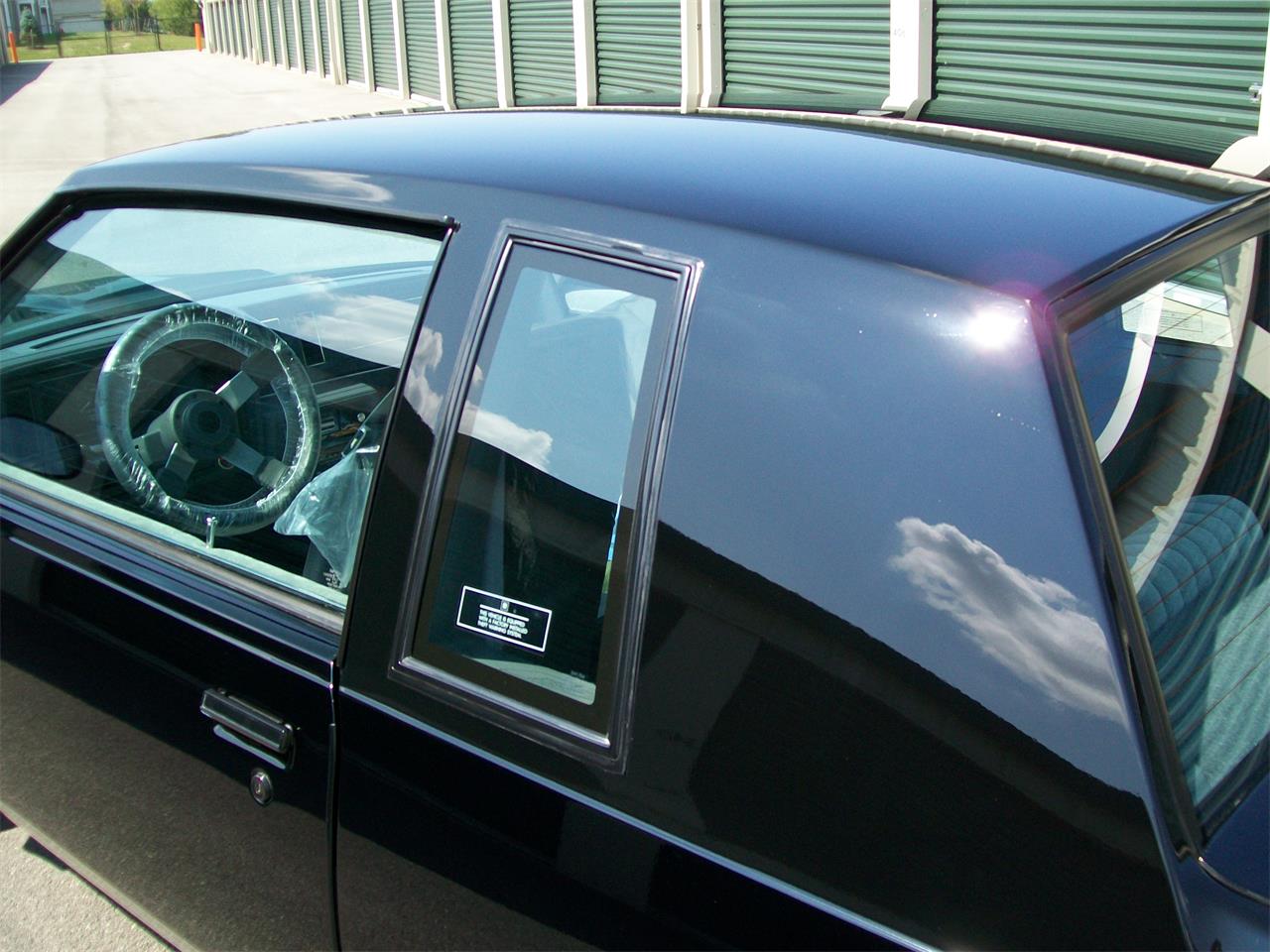 Buick-Gnx-1987-Black-Gray-2