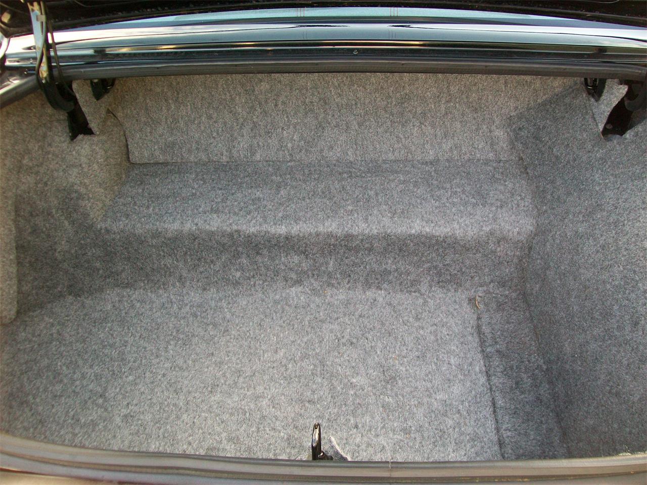 Buick-Gnx-1987-Black-Gray-30