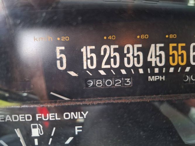 Buick-Grand-national-1985-Black-3