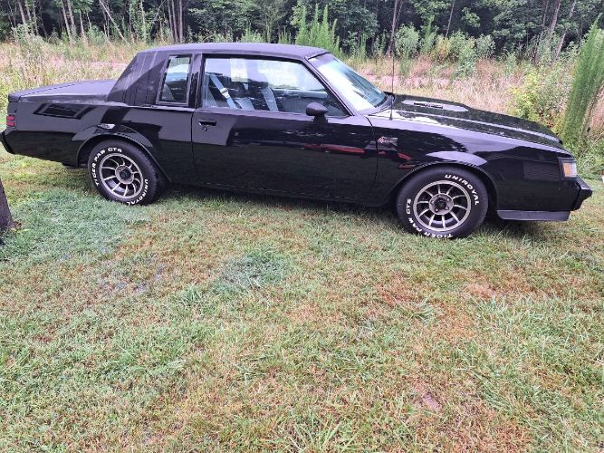 Buick-Grand-national-1985-Black