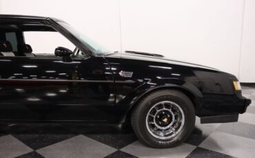 Buick-Grand-national-1987-Black-Black-17