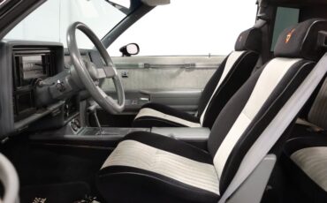 Buick-Grand-national-1987-Black-Black-2
