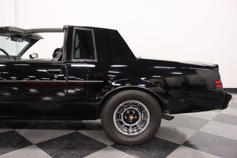Buick-Grand-national-1987-Black-Black-44