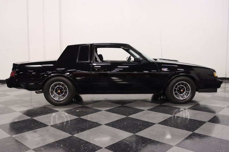 Buick-Grand-national-1987-Black-Black-49