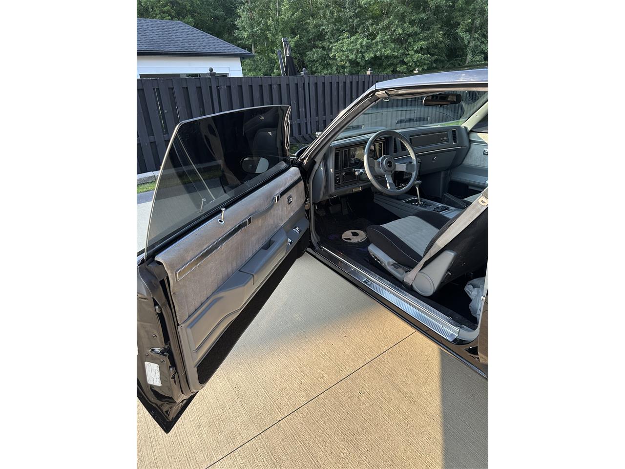 Buick-Grand-national-1987-Black-Gray-9