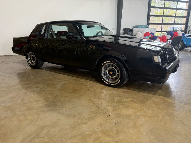Buick-Grand-national-1987-Black-Gray-Cloth-8