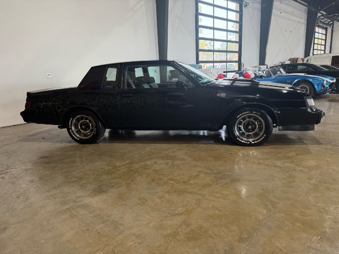 Buick-Grand-national-1987-Black-Gray-Cloth-9