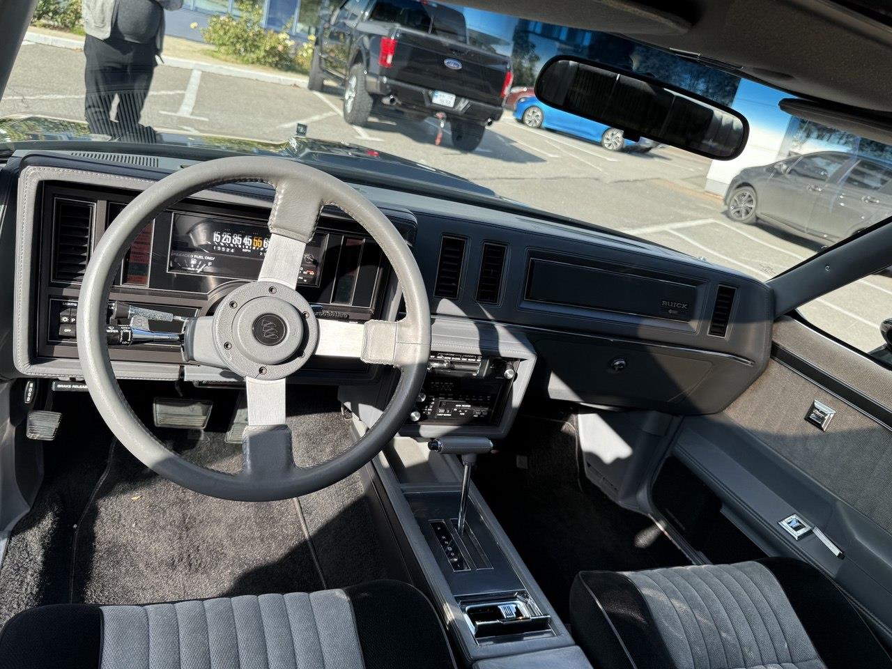 Buick-Grand-national-1987-Black-Grey-15